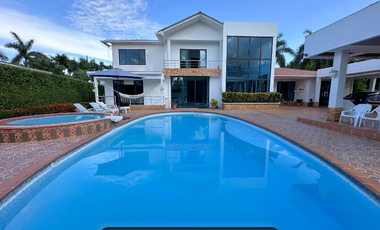 Casa en el condominio Barú en Villavicencio