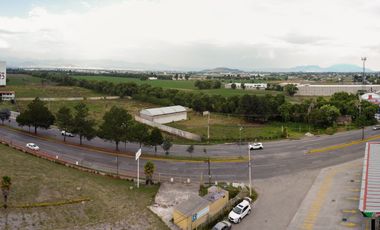 Terreno en renta en Metepec Llano Grande sobre Av. TECNOLÓGICO