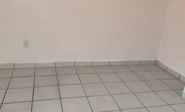 SE VENDE CASA EN FRACCIONAMIENTO ARCOS DEL VALLE, MORELIA