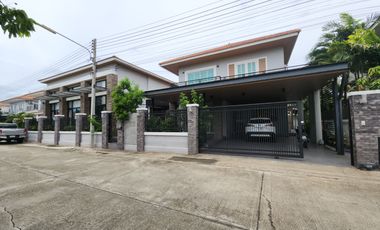 Welcome to Suranaree Ville, where you have a fantastic opportunity to expand your large family's home. We are selling a detached house in the Suranare