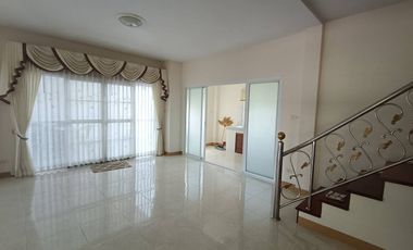 Welcome to Suranaree Ville, where you have a fantastic opportunity to expand your large family's home. We are selling a detached house in the Suranare
