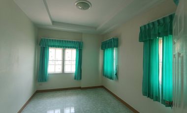 Welcome to Suranaree Ville, where you have a fantastic opportunity to expand your large family's home. We are selling a detached house in the Suranare