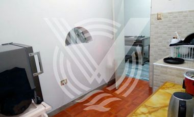 OPORTUNIDAD: SE VENDE DEPARTAMENTO EN LINCE PRIMER PISO-IDEAL PARA RESTAURANTE O TIENDA