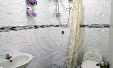 OPORTUNIDAD: SE VENDE DEPARTAMENTO EN LINCE PRIMER PISO-IDEAL PARA RESTAURANTE O TIENDA