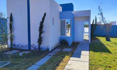 Venta de Casa Alberca a 45 min de la CDMX.