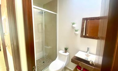 CASA A POCOS MINUTOS DE CUERNAVACA CON ALBERCA Y SEGURIDAD EN VENTA