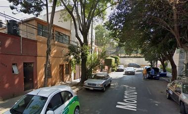 !!EXCELENTE OPORTUNIDAD!! AMPLIA CASA CON EXCELENTE UBICACION EN UNA DE LAS MEJORES ZONAS DE LA ALCALDIA BENITO JUAREZ, CIUDAD DE MÉXICO!!