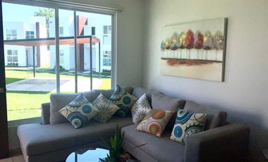 CASA CON ALBERCA EN VENTA A POCOS MINUTOS DE CUERNAVACA