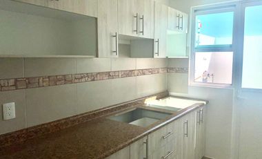 CASA CON ALBERCA Y PALAPA A POCOS MINUTOS DE CUERNAVACA EN VENTA