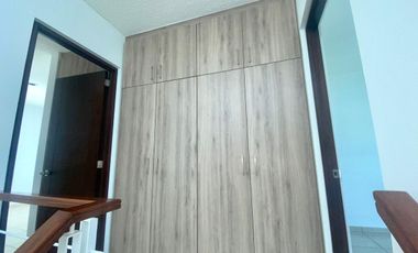 CASA CON ALBERCA Y PALAPA A POCOS MINUTOS DE CUERNAVACA EN VENTA