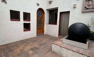 Casa en Providencia con 3 Recámaras más Estudio