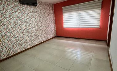 Casa en Providencia con 3 Recámaras más Estudio