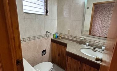 Casa en Providencia con 3 Recámaras más Estudio