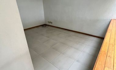 Casa en Providencia con 3 Recámaras más Estudio