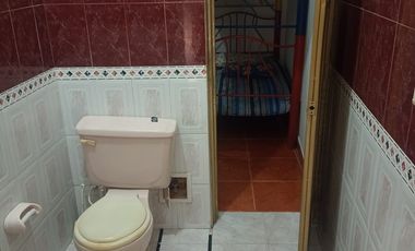 VENTA DE CASA EN MELGAR CON RENTA