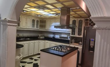 VENTA DE CASA EN MELGAR CON RENTA