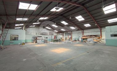 NAVE O BODEGA EN RENTA, CHOLA CUENCANA - HUAYNACAPAC