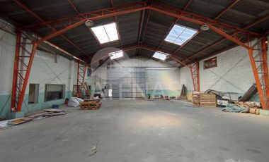NAVE O BODEGA EN RENTA, CHOLA CUENCANA - HUAYNACAPAC