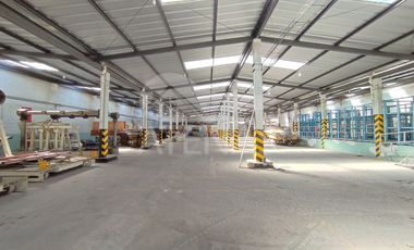 NAVE O BODEGA EN RENTA, CHOLA CUENCANA - HUAYNACAPAC