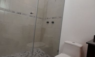 Casa nueva en Altozano de 3 niveles con salón enorme