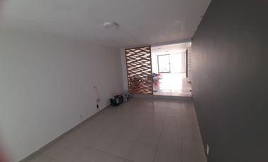 RENTA DE CASA EN JACARANDAS MUY CERCA DE UNITEC DE ATIZAPAN