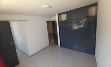 RENTA DE CASA EN JACARANDAS MUY CERCA DE UNITEC DE ATIZAPAN