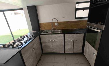 RENTA DE CASA EN JACARANDAS MUY CERCA DE UNITEC DE ATIZAPAN