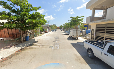 ¡¡Invierte Inteligente en Cesión de Derechos !! Venta de Hermosa Casa en Exclusiva Zona, Col. Playa del Carmen, Q.R..