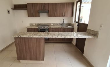 CASA EN RENTA EN CONDOMINIO SEVILLA, NUEVO MÉXICO