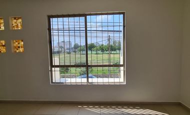 CASA EN RENTA EN CONDOMINIO SEVILLA, NUEVO MÉXICO