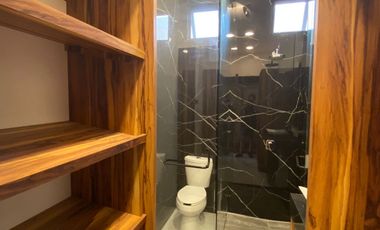 Casa en venta con acabados de lujo ubicada en Yucatan Country club Mérida con increíbles amenidades y campo de golf