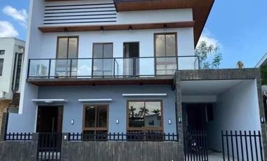 FOUR BEDROOMS HOUSE AND LOT FOR SALE/RENT IN AGELES CITY PAMPANGA