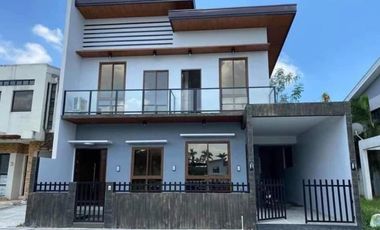FOUR BEDROOMS HOUSE AND LOT FOR SALE/RENT IN AGELES CITY PAMPANGA