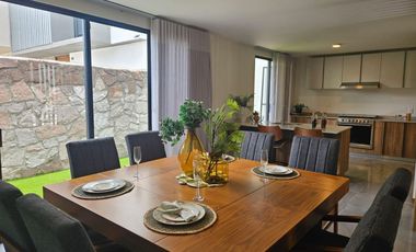 VENTA CASA EN ZIBATA QUERETARO A 3 MINUTOS DE UNIVERSIDAD ANAHUAC