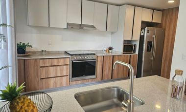 VENTA CASA EN ZIBATA QUERETARO A 3 MINUTOS DE UNIVERSIDAD ANAHUAC