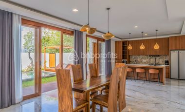 Luxury Living in Nusa Dua 4-Bedroom Completed Villa with Enclosed Living