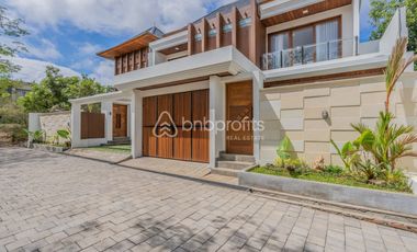 Luxury Living in Nusa Dua 4-Bedroom Completed Villa with Enclosed Living