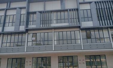 Disewakan Ruko Greenwich Business Park BSD City Tangerang Unit Baru Lokasi Nyaman Sangat Strategis