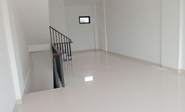 Disewakan Ruko Greenwich Business Park BSD City Tangerang Unit Baru Lokasi Nyaman Sangat Strategis