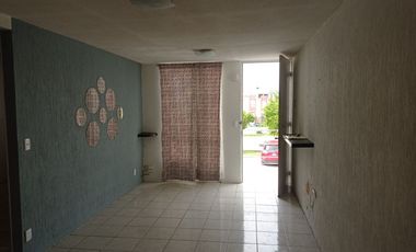 CASA DUPLEX EN VENTA EN EL FRACCIONAMIENTO LA LOMA