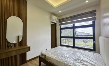 5BR SOUTH FORBES BALI MANSIONS Corner house and lot