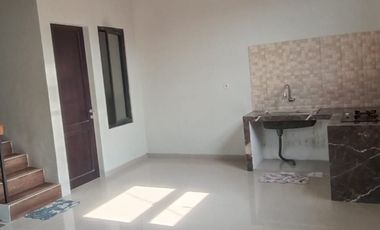Rumah di Perum Menganti Permai 2 Lantai MODERN MINIMALIS