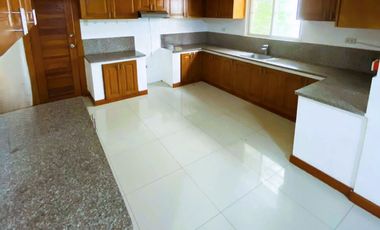 FOUR BEDROOMS HOUSE AND LOT FOR RENT IN NAGELES CITY PAMPANGA