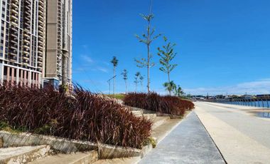 Fully Furnished Studio Unit Condo For Sale at Mandani Bay Cebu