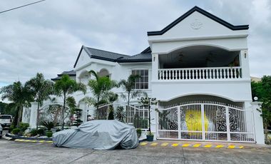 FOUR BEDROOMS HOUSE AND LOT FOR SALE IN AGELES CITY PAMPANGA