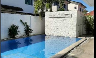 FIVE BEDROOMS HOUSE AND LOT FOR SALE IN AGELES CITY PAMPANGA