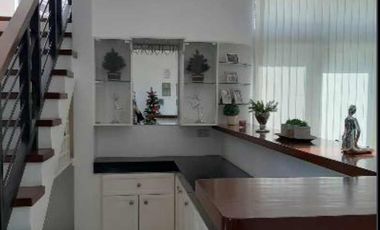 FIVE BEDROOMS HOUSE AND LOT FOR SALE IN AGELES CITY PAMPANGA