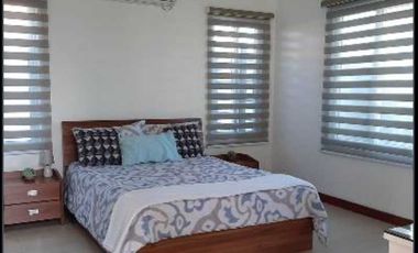 FIVE BEDROOMS HOUSE AND LOT FOR SALE IN AGELES CITY PAMPANGA