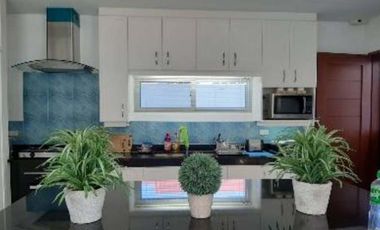 FIVE BEDROOMS HOUSE AND LOT FOR SALE IN AGELES CITY PAMPANGA