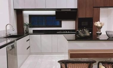 [Sale with Tenant] 3 Storey Detached House with Warehouse